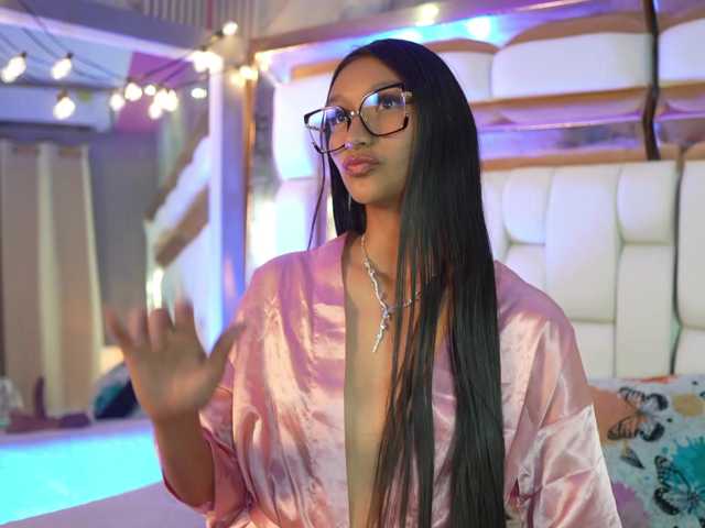 ThinPrincesss live cam on BongaCams