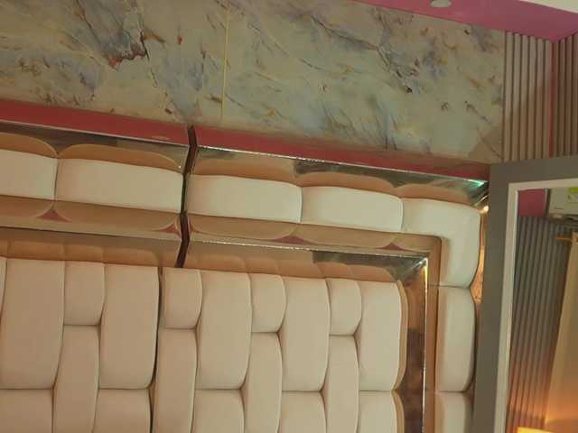 ThinPrincesss's BongaCams show and profile