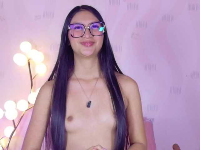 ThinPrincesss live cam on BongaCams
