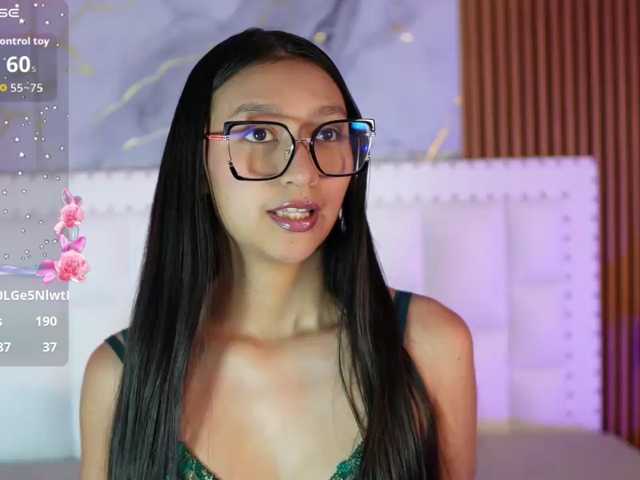 ThinPrincesss live cam on BongaCams