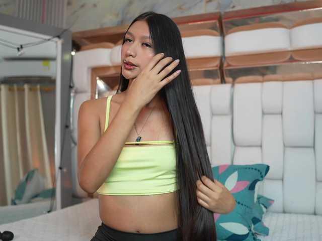ThinPrincesss live cam on BongaCams