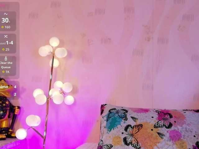 ThinPrincesss's BongaCams show and profile