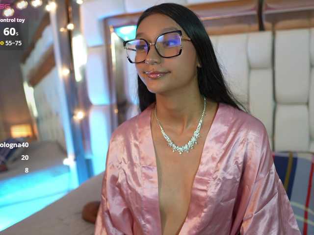 ThinPrincesss live cam on BongaCams