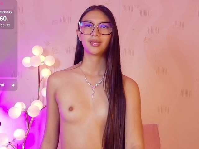 ThinPrincesss live cam on BongaCams