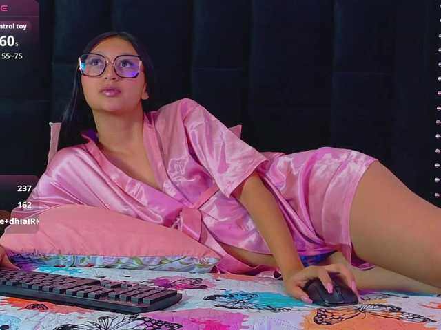 ThinPrincesss live webcam show
