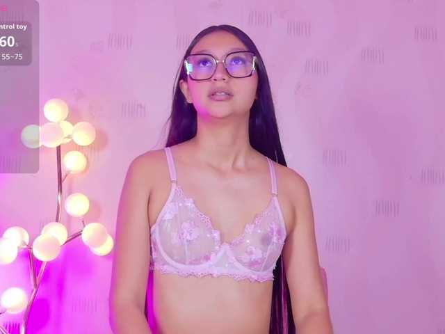 ThinPrincesss live cam on BongaCams