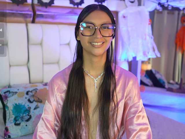 ThinPrincesss live cam on BongaCams