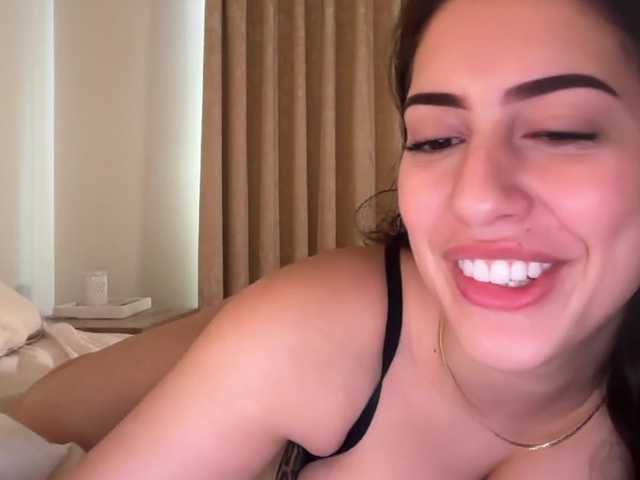sieena live cam on BongaCams