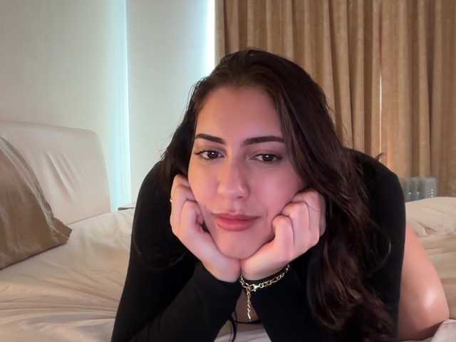 sieena live cam on BongaCams