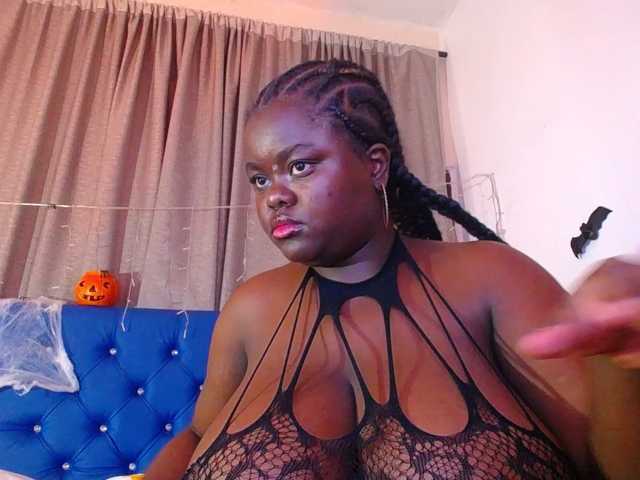 neighbor-ebony live cam on BongaCams