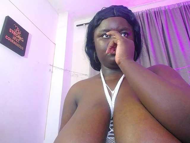 neighbor-ebony live cam on BongaCams