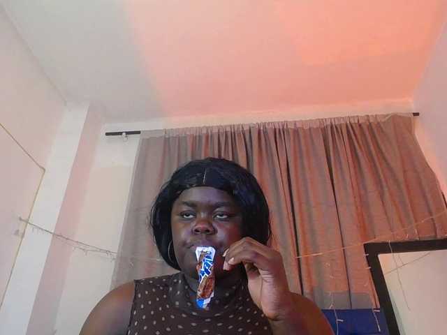 neighbor-ebony live cam on BongaCams