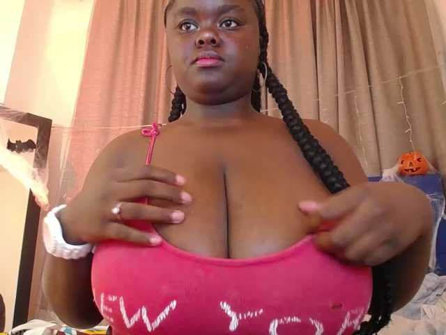 neighbor-ebony, live now on BongaCams