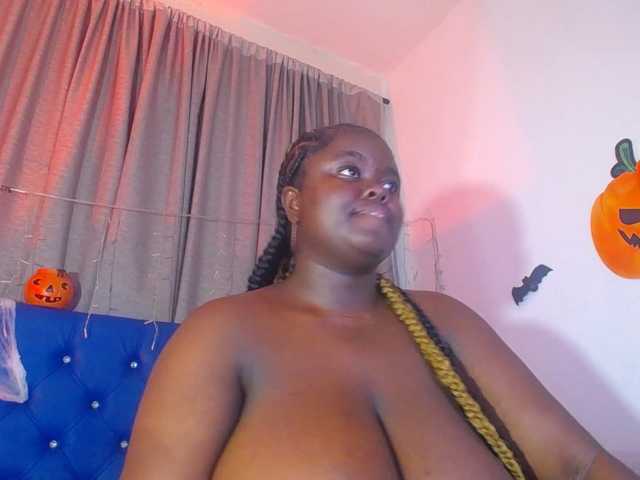 neighbor-ebony live cam on BongaCams
