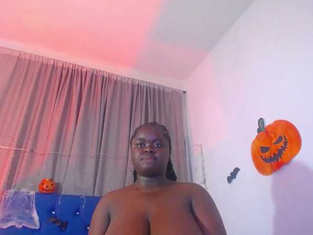 neighbor-ebony live cam on BongaCams