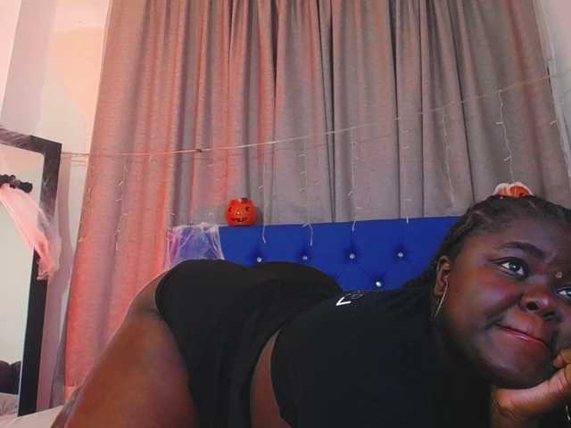 neighbor-ebony live cam on BongaCams