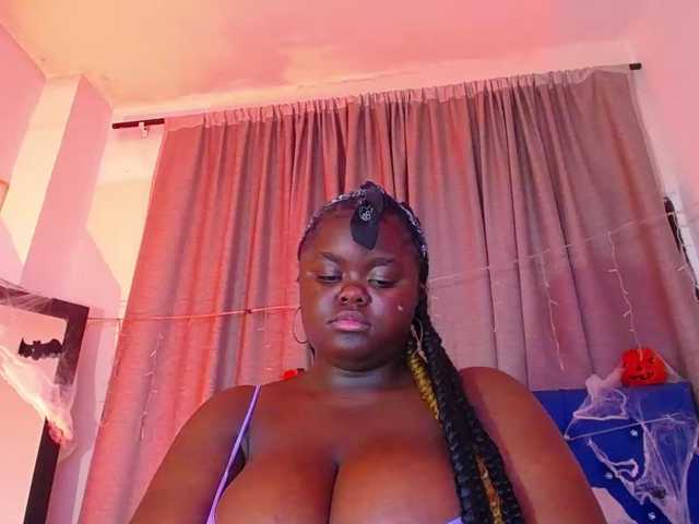 neighbor-ebony live cam on BongaCams