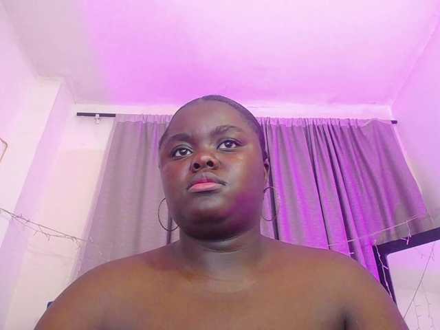 neighbor-ebony live cam on BongaCams