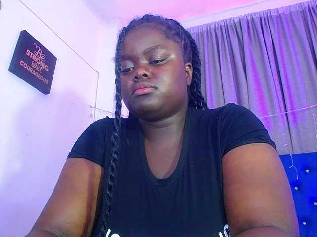 neighbor-ebony live cam on BongaCams