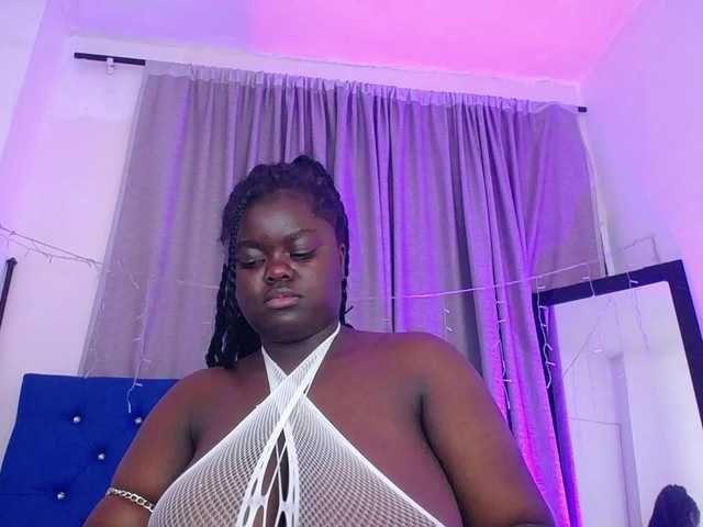 neighbor-ebony live cam on BongaCams