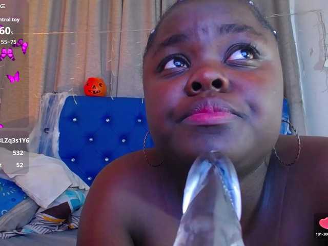 neighbor-ebony live cam preview
