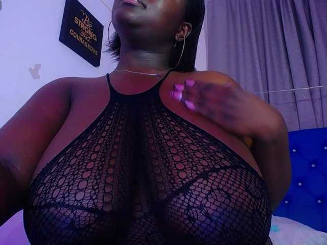 neighbor-ebony's BongaCams show and profile