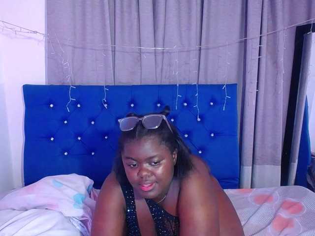 neighbor-ebony's BongaCams show and profile