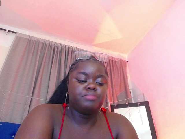 neighbor-ebony live cam on BongaCams