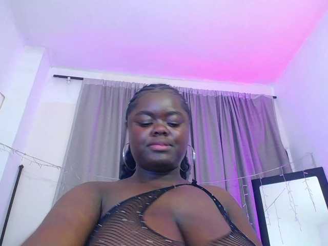 neighbor-ebony live cam on BongaCams