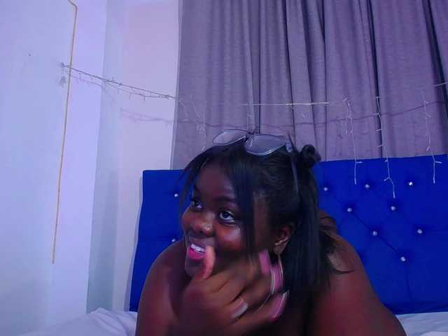 neighbor-ebony's BongaCams show and profile