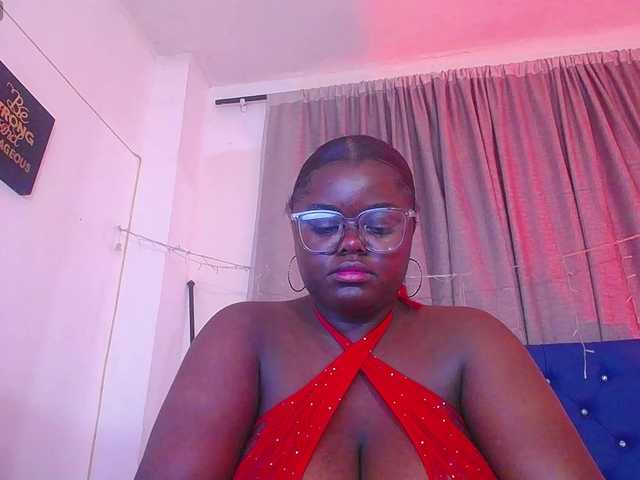 neighbor-ebony live cam on BongaCams