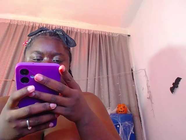 neighbor-ebony, live now on BongaCams