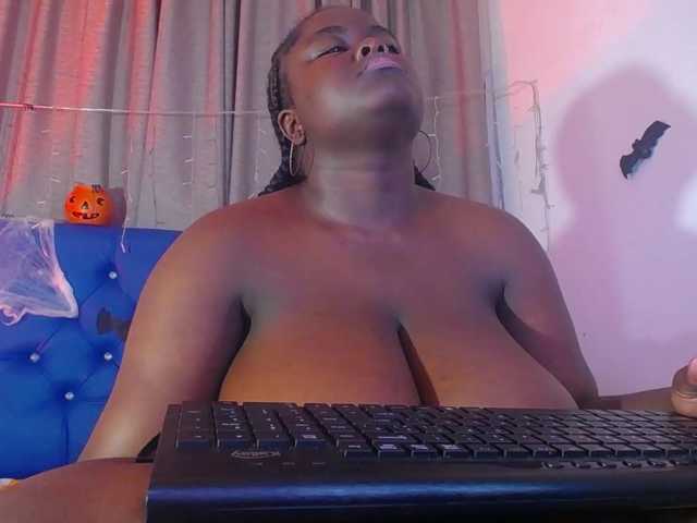neighbor-ebony live cam preview