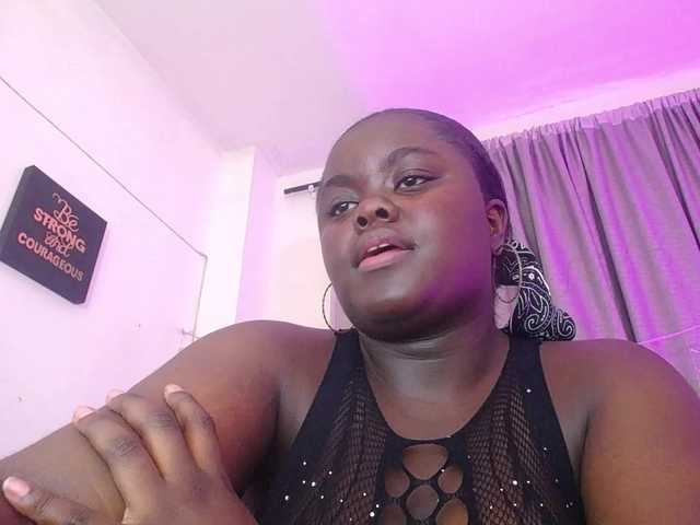 neighbor-ebony live cam on BongaCams