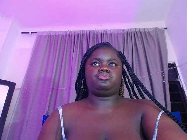 neighbor-ebony live cam on BongaCams