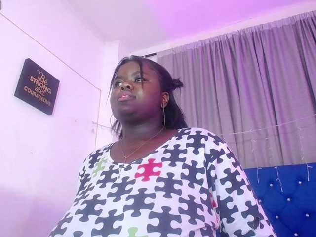 neighbor-ebony's BongaCams show and profile