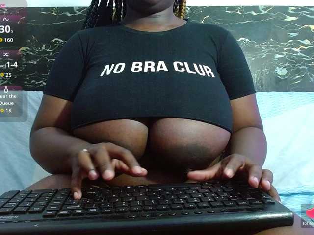 neighbor-ebony live cam on BongaCams
