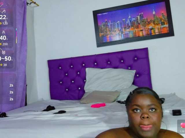 neighbor-ebony live cam on BongaCams