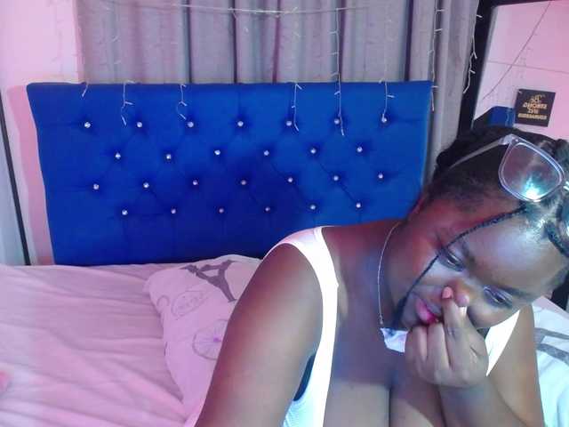 neighbor-ebony webcam