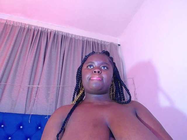 neighbor-ebony live cam on BongaCams