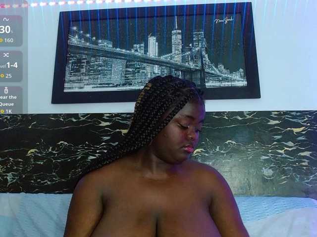 neighbor-ebony live cam on BongaCams
