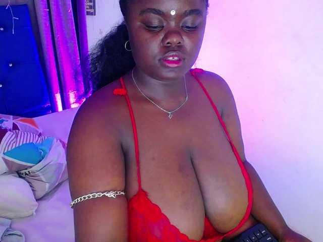 neighbor-ebony live cam on BongaCams
