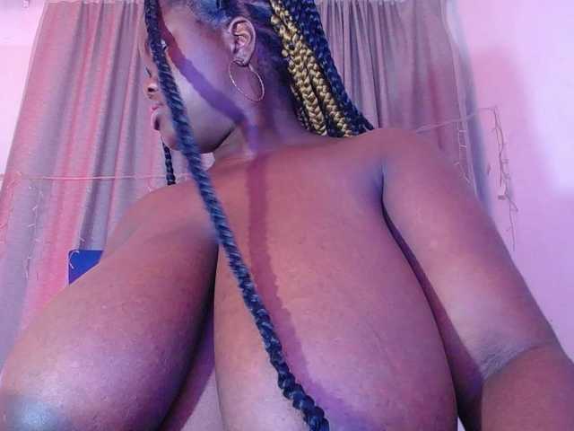 neighbor-ebony live cam on BongaCams