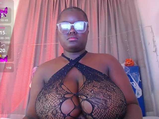 neighbor-ebony live cam on BongaCams