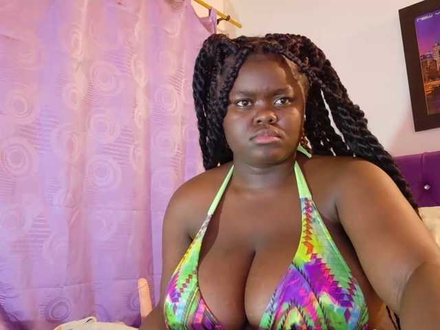 neighbor-ebony live cam on BongaCams