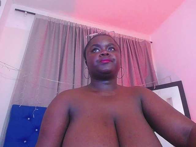 neighbor-ebony live cam on BongaCams