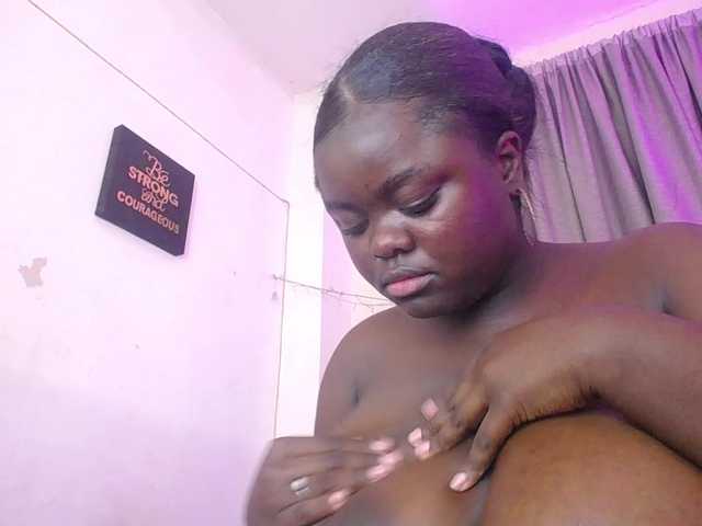 neighbor-ebony live cam on BongaCams