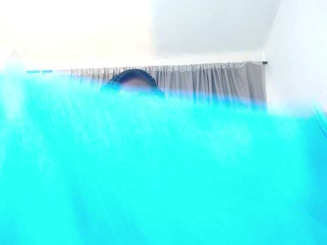 neighbor-ebony live cam on BongaCams