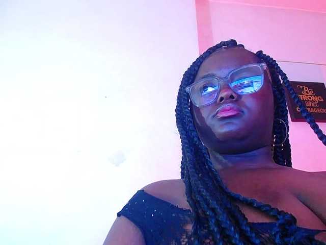 neighbor-ebony live cam preview