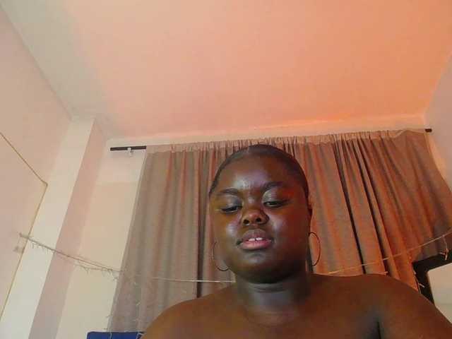 neighbor-ebony live cam on BongaCams